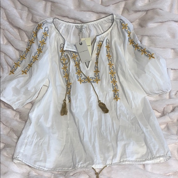 Embroidered lucky shirt - Picture 2 of 6